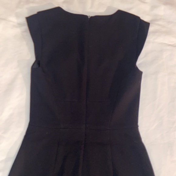 COPY - Marciano dress - Picture 2 of 3